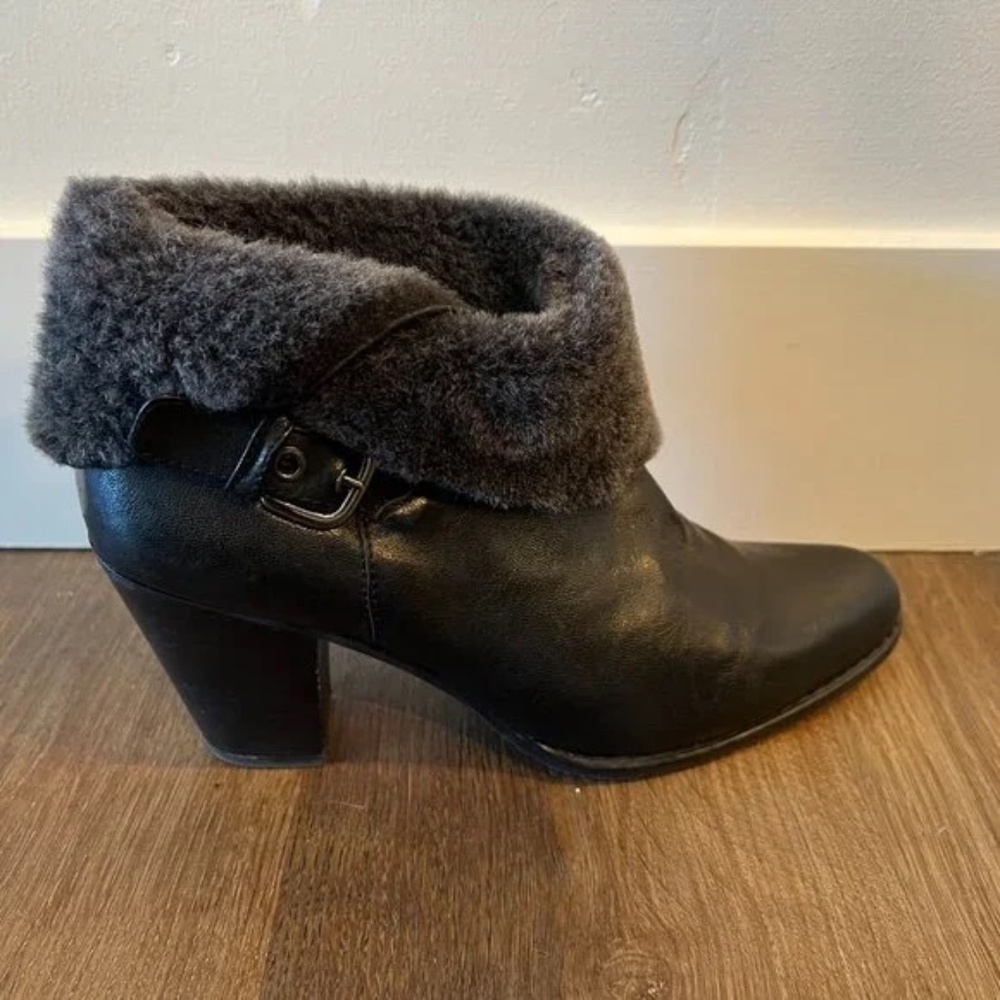Stuart Weitzman Leather and Fur Heeled Boots Size 10